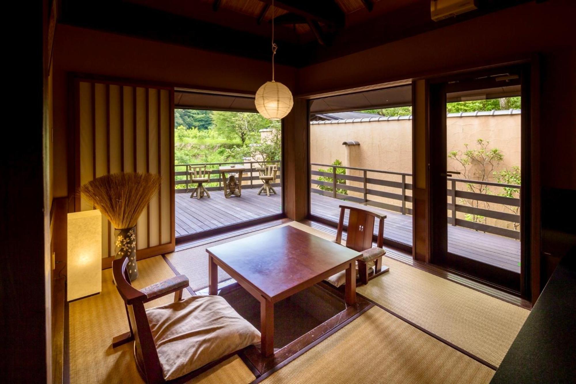 Отель Satonoyu Waraku 13 Years Or Older Минамиогуни Экстерьер фото